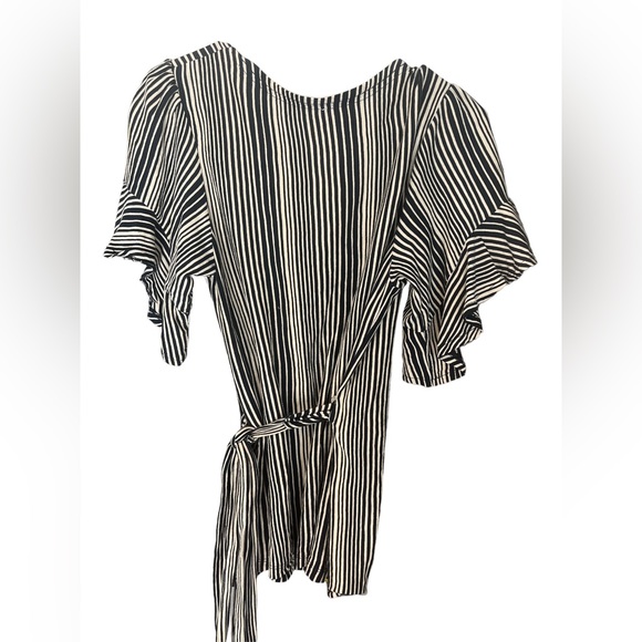 Free People Wrapped Around My Finger Striped Wrap Ruffle Sleeve Top Size Medium - Picture 3 of 3